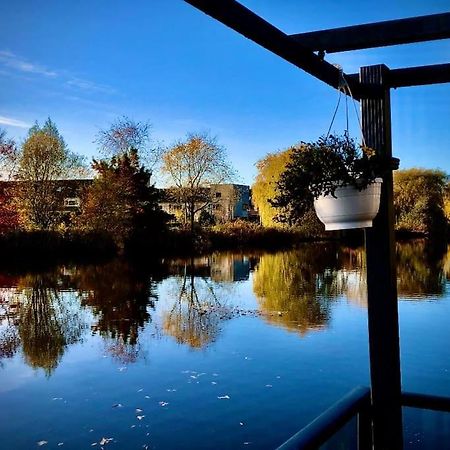 Prachtig Guesthouse Aan Het Water Almere Eksteriør billede