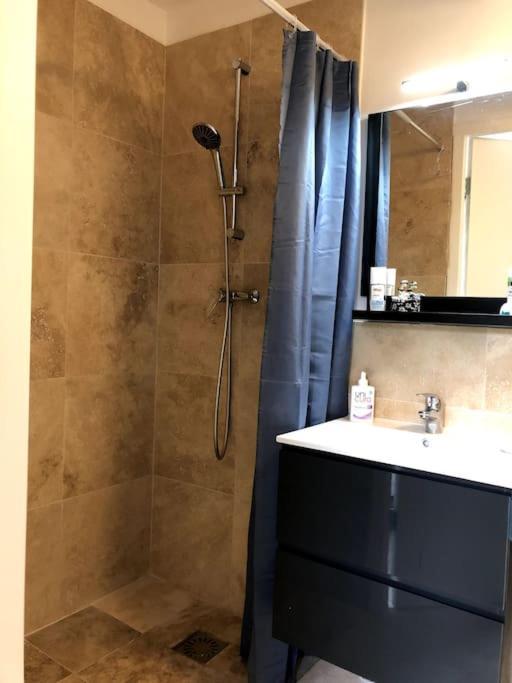 Prachtig Guesthouse Aan Het Water Almere Eksteriør billede